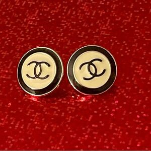 CHANEL Button Earrings